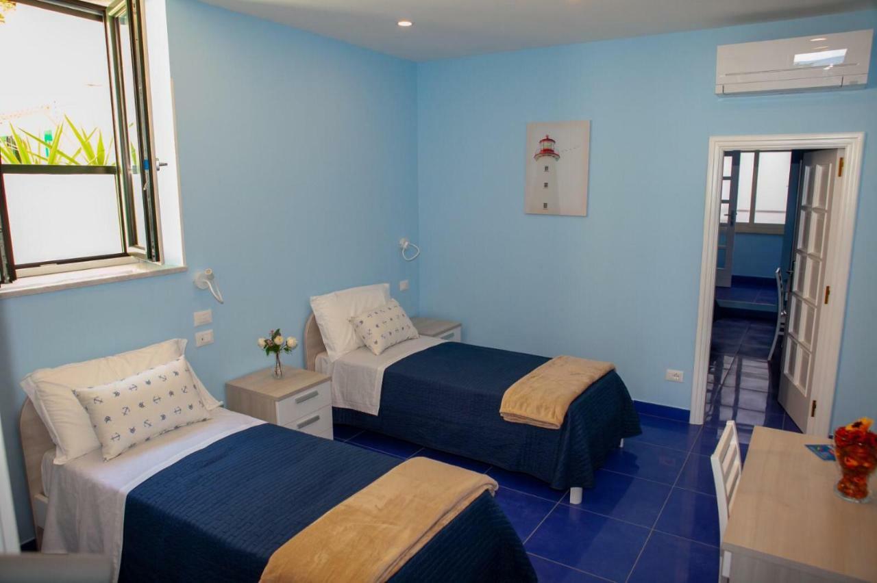 Il Borgo Antico Sorrento Sea View Apartment Bagian luar foto
